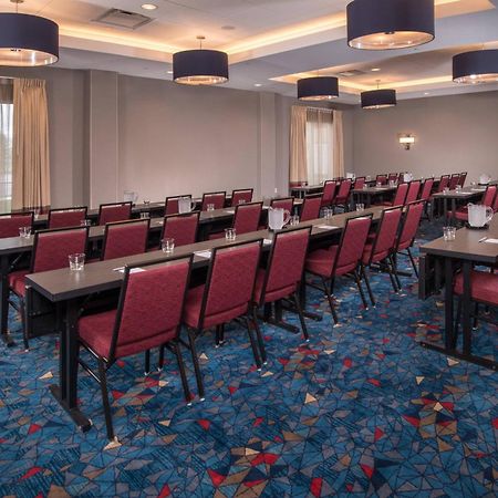 Towneplace Suites By Marriott Altoona Exteriör bild